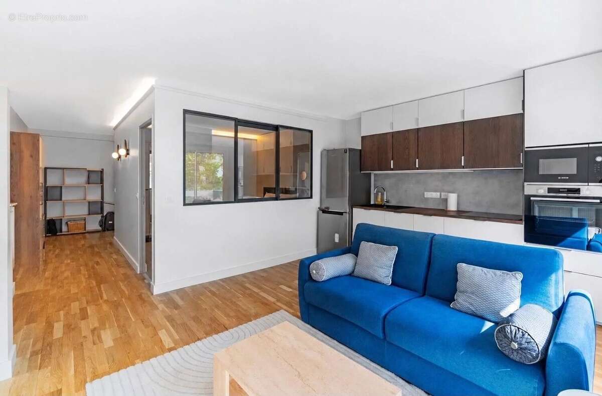 Appartement à LEVALLOIS-PERRET