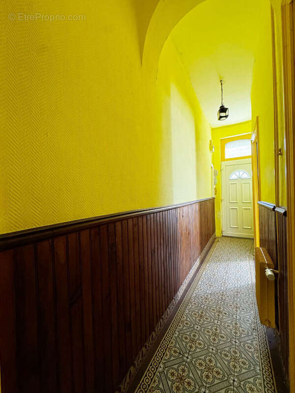 Maison à vendre à Jeumont - 4 chambres, calme et proche commodités - photo 3