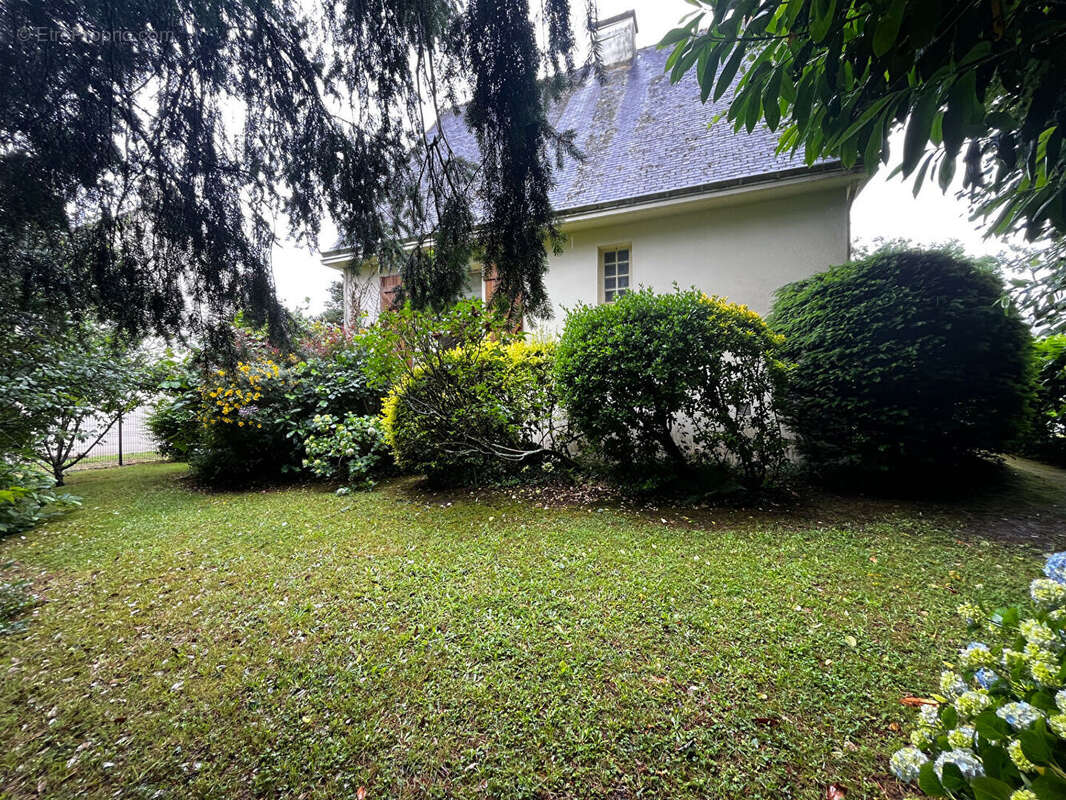 Maison à MELGVEN