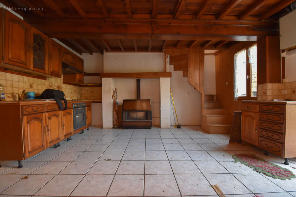 Maison à SAINT-SAUVEUR