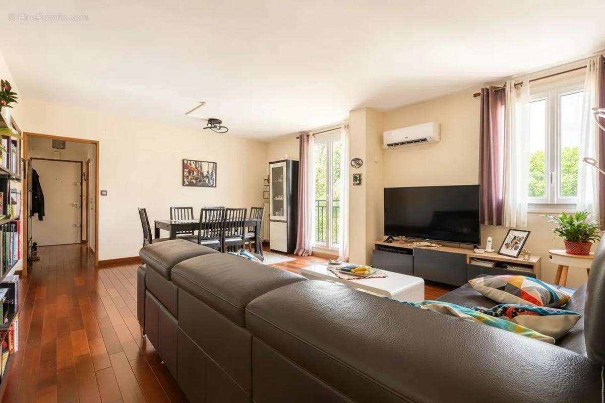 Appartement à NOGENT-SUR-MARNE