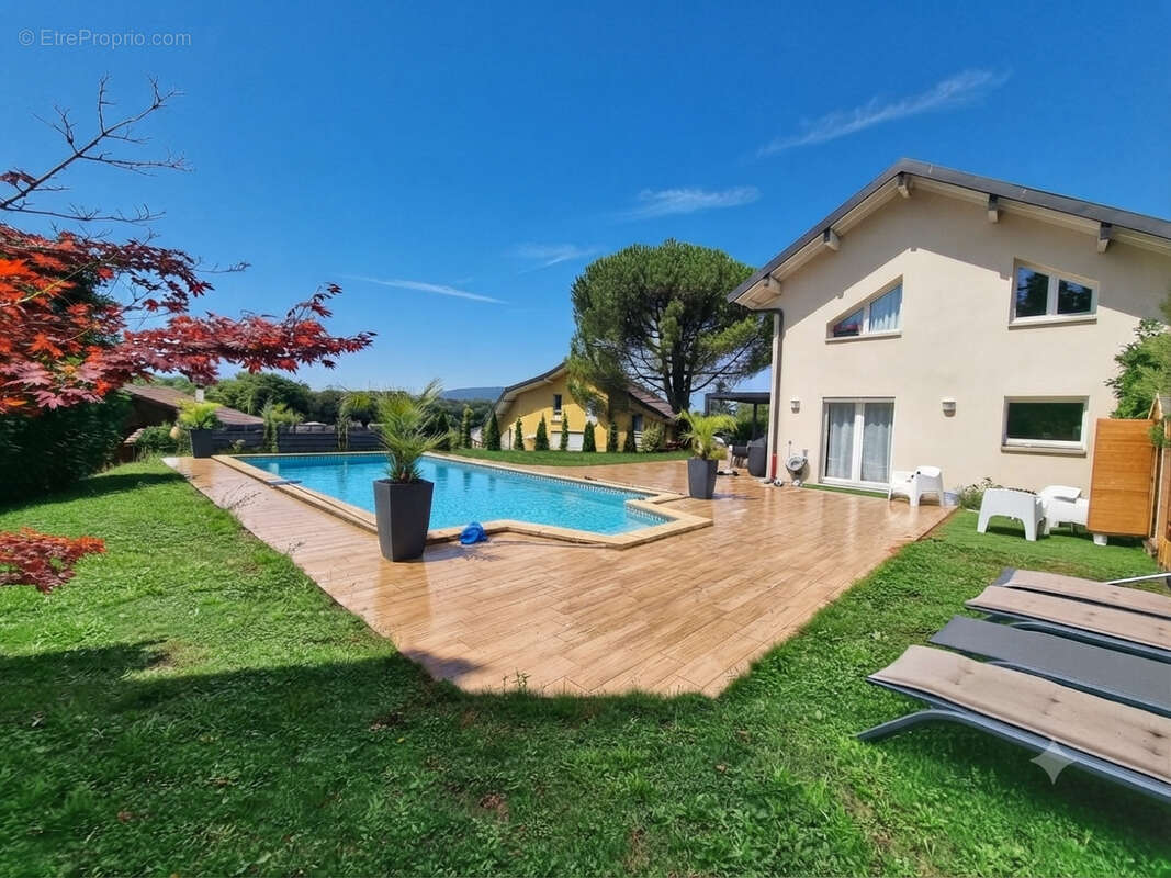 Exclusivté en impasse, villa avec piscine - photo 2