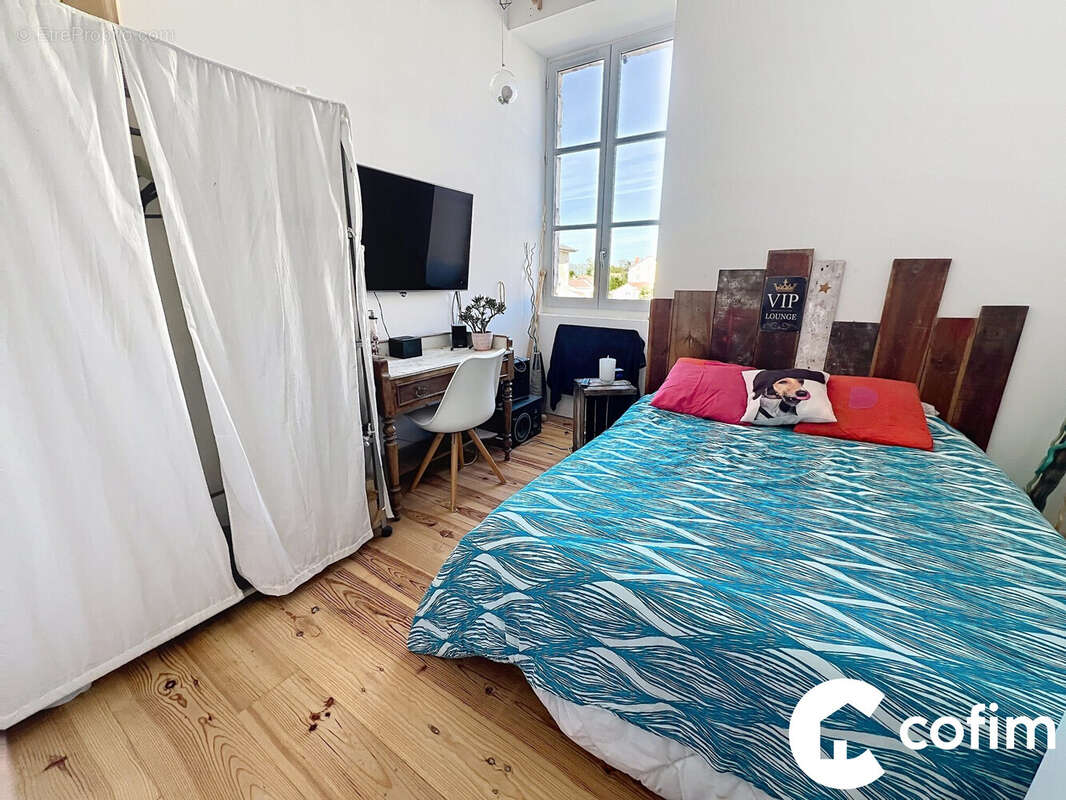 Appartement à MAZERES-LEZONS