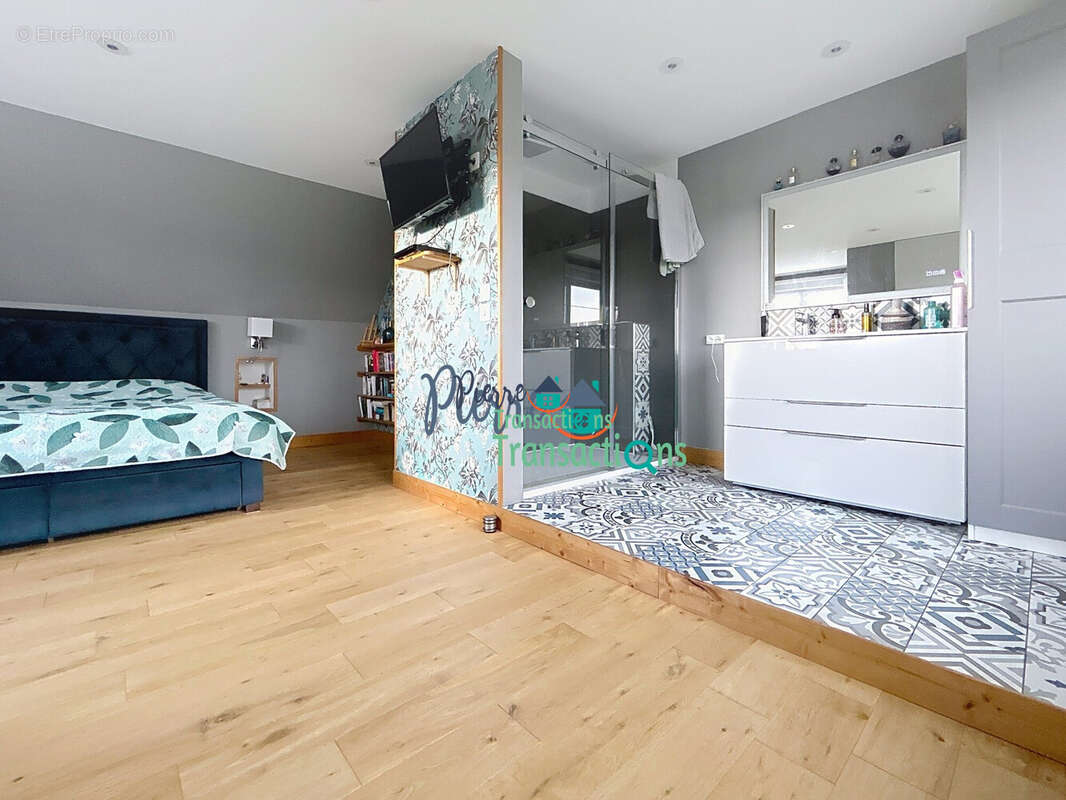 Maison à SAINT-ROMAIN-DE-COLBOSC