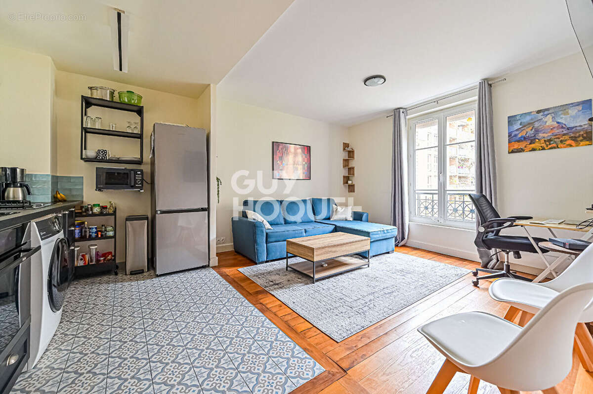 Appartement à PARIS-12E