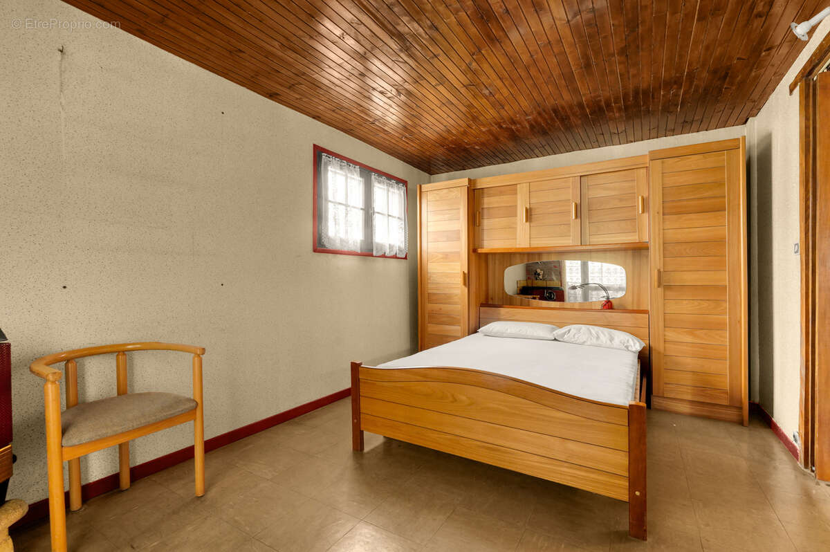 Maison à CASTELGINEST