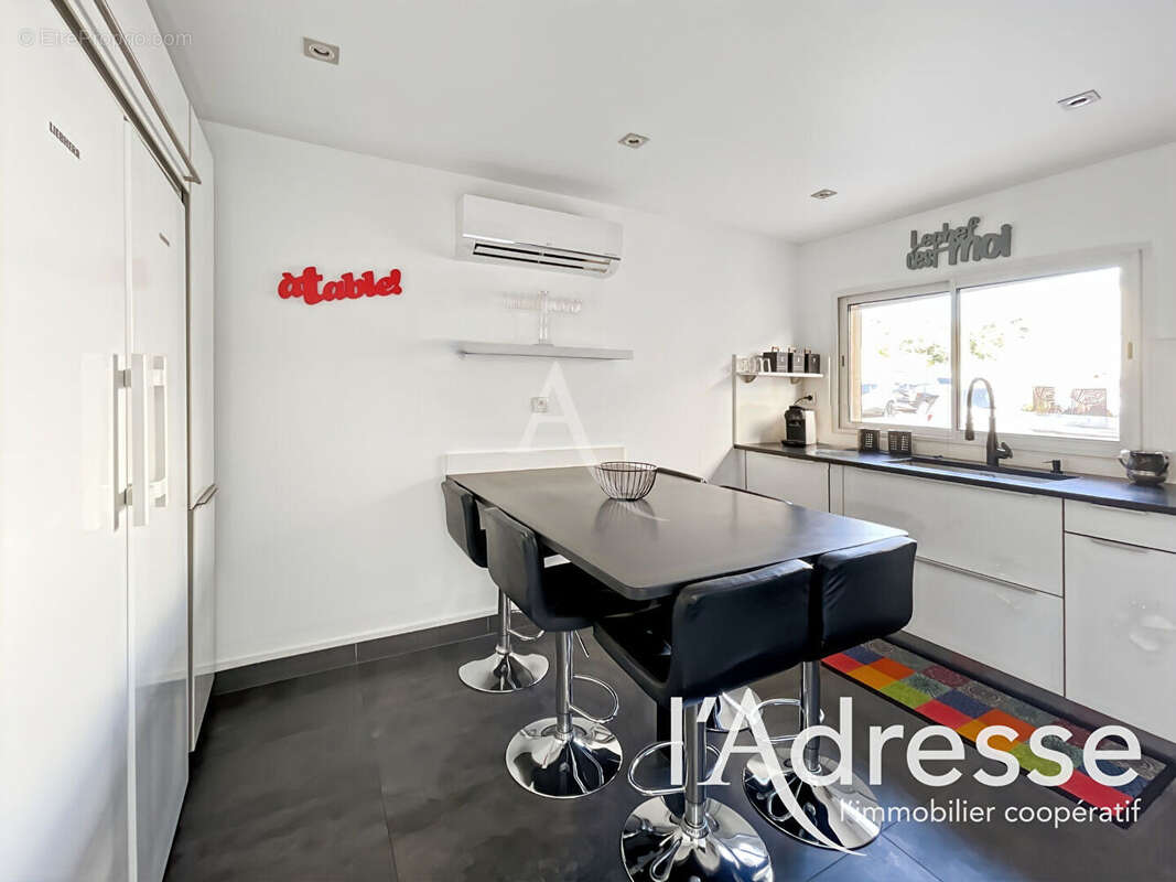 Maison Marseille - 4 pièces - 86 m2 (dont 59,84m2 en loi carrez) - photo 7