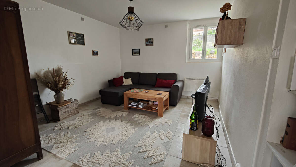 Appartement à DONZERE