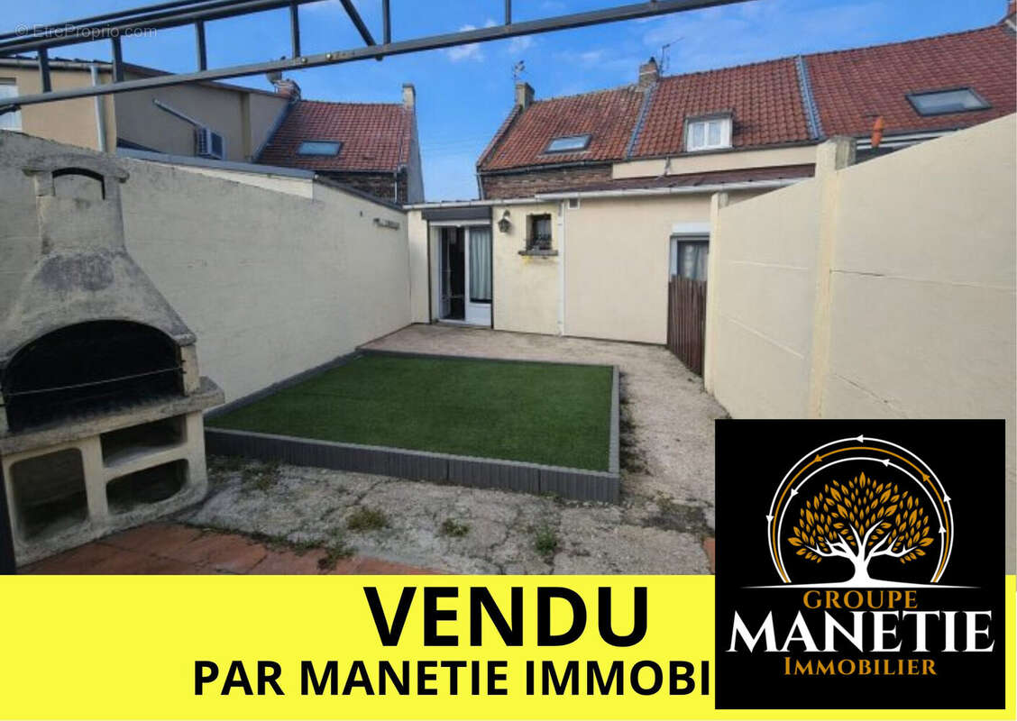 Maison à AUBY