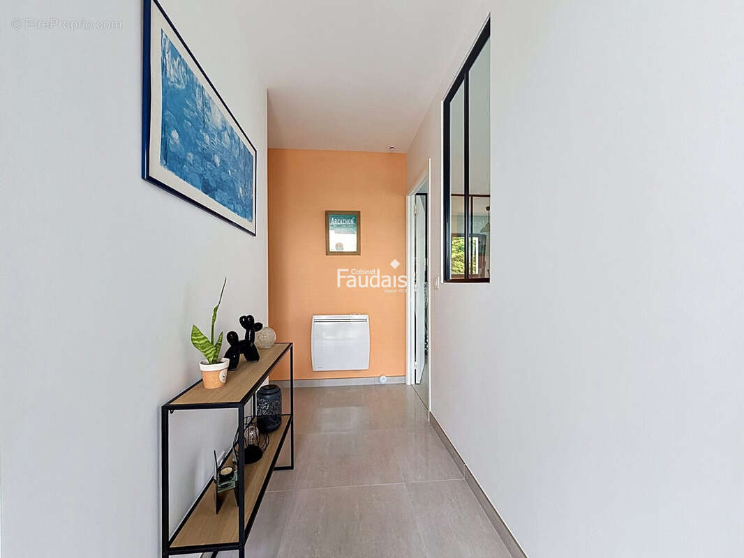 Maison 70 m² à Saint-Lo  - photo 9