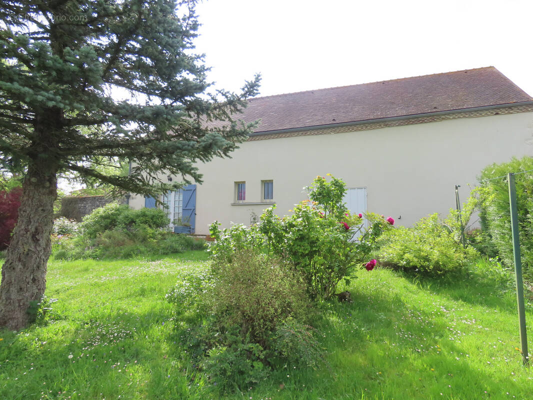 Maison à CHARROUX