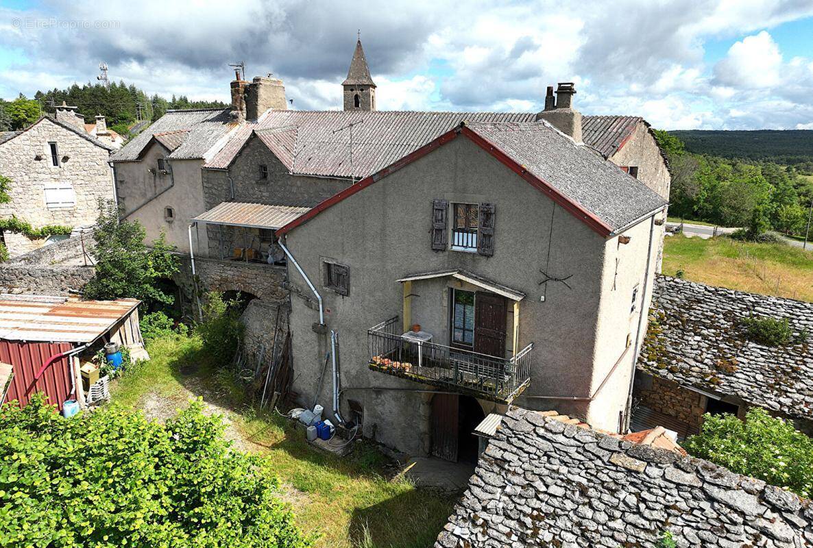 Maison à SAINT-ANDRE-DE-VEZINES