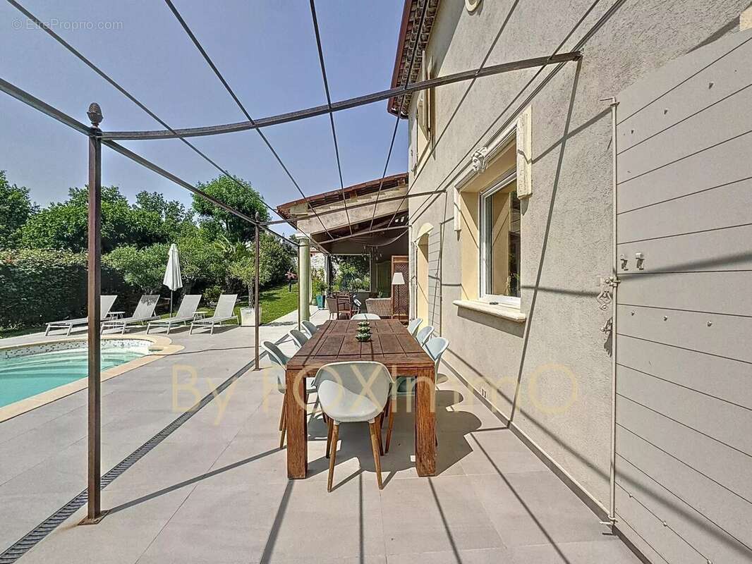 Maison à MONTAUROUX