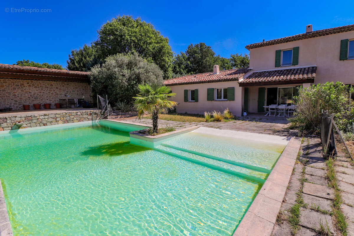Maison à DRAGUIGNAN
