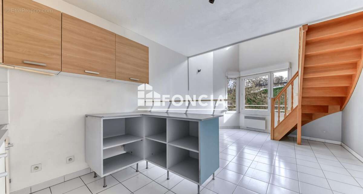 Appartement à LYON-9E