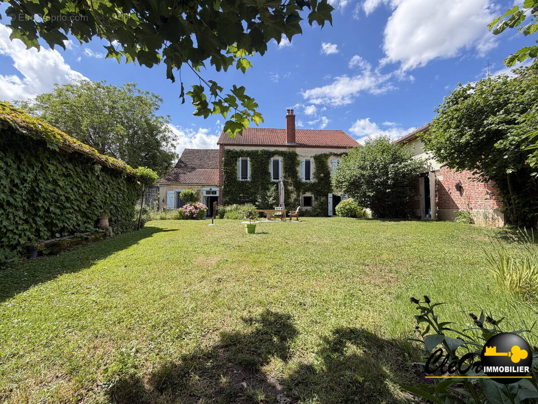 Maison à NAVILLY