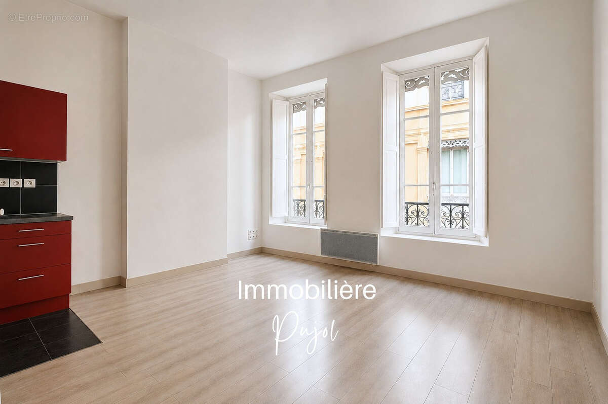 République/Joliette -  Appartement T3 proche toutes commodités - photo 2