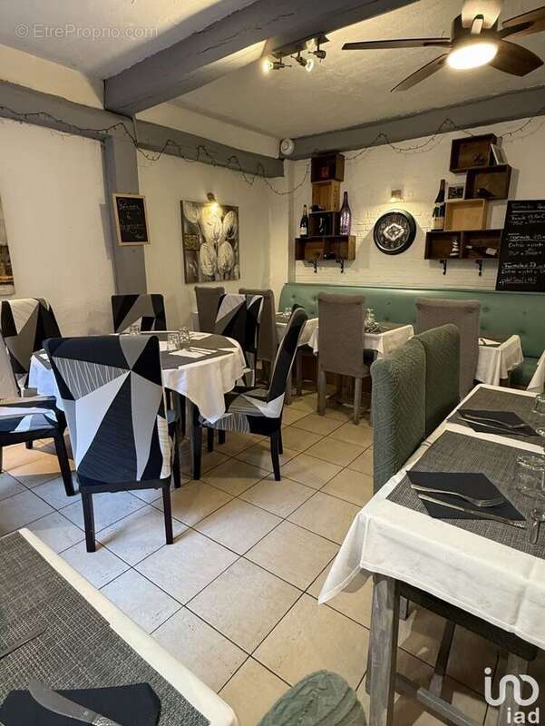 Photo 2 - Commerce à VALBONNE