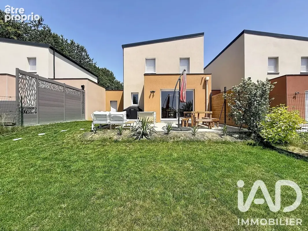 Photo 1 - Maison à ROMILLE
