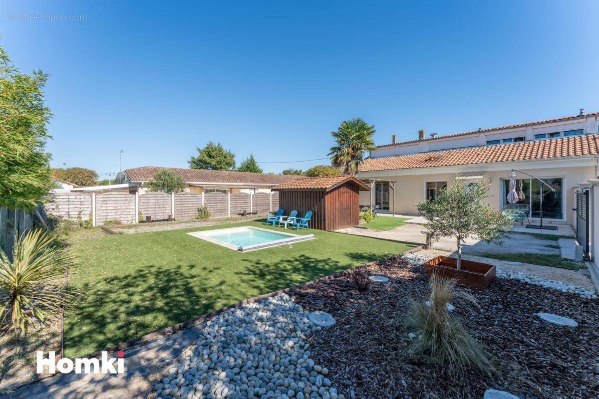 Appartement à SAINT-MEDARD-EN-JALLES