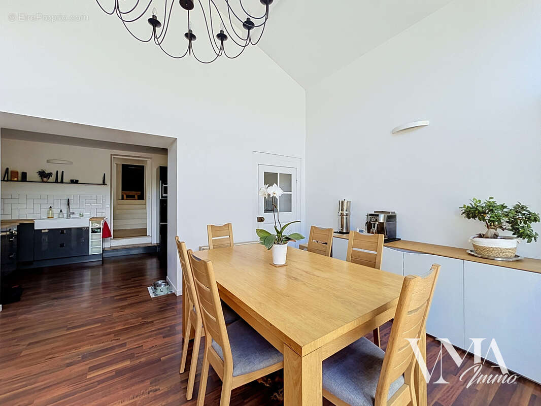 Maison 6 pièces 175m2 - photo 4