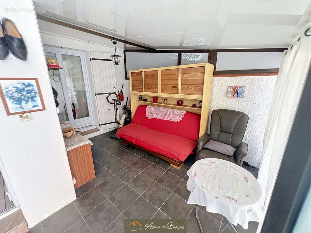 - villa 2 faces 76 m2 hbts  sur 140 m2 de terrain  - terrasse et garage - photo 12