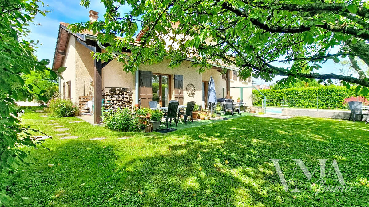 Maison à CHASSELAY