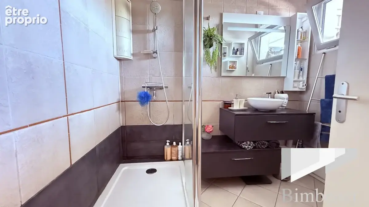 Appartement 83 m² à Orleans  - photo 7