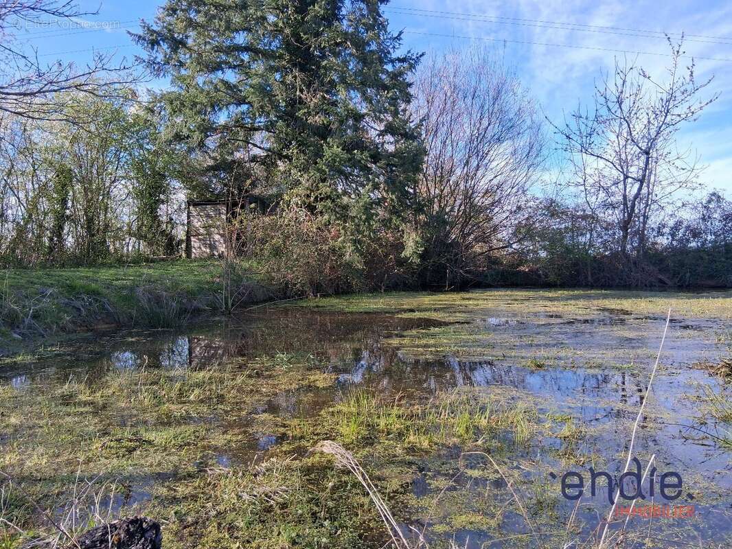Maison à LOUROUX-DE-BEAUNE