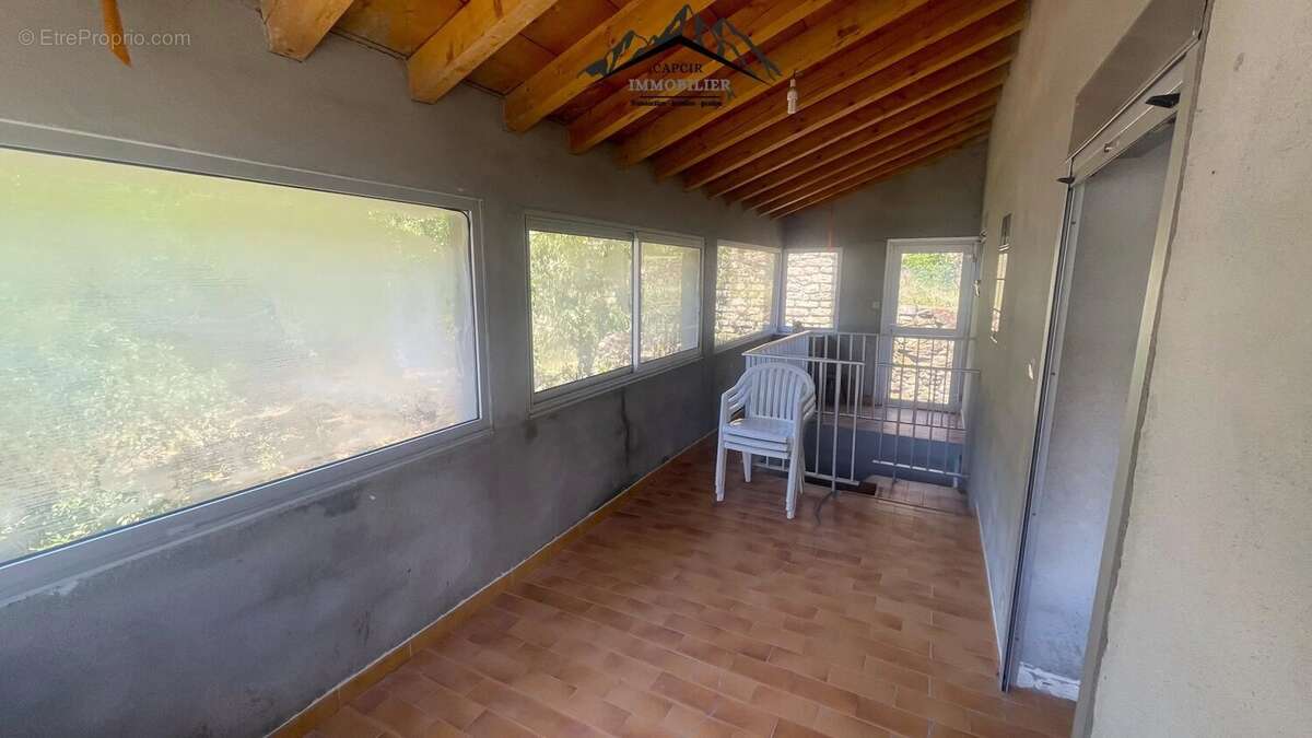 Maison 4 faces en pierre avec jardin - AYGUATÉBIA-TALAU - photo 36