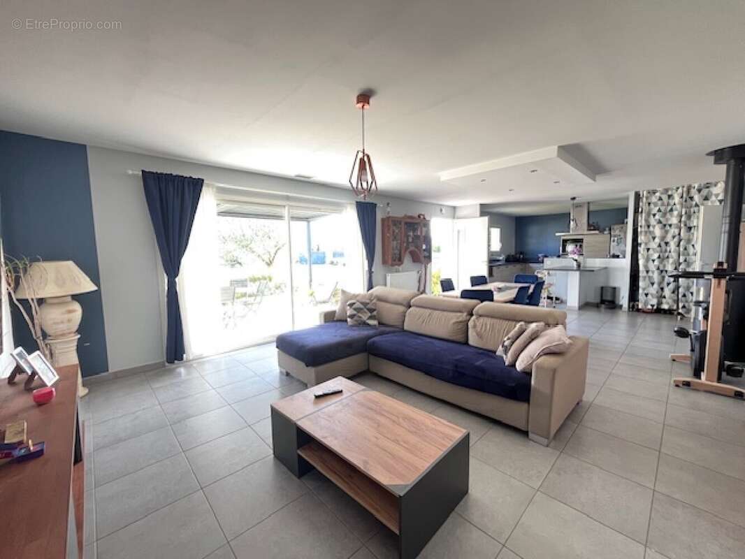 Maison à FONTENILLES