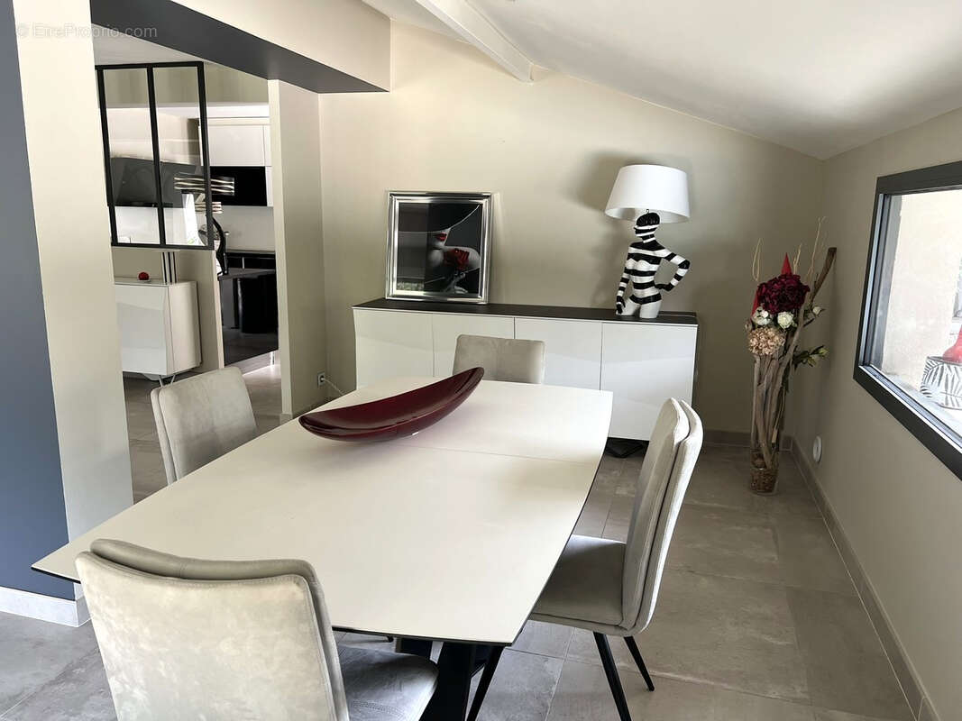 Maison à LES ANGLES