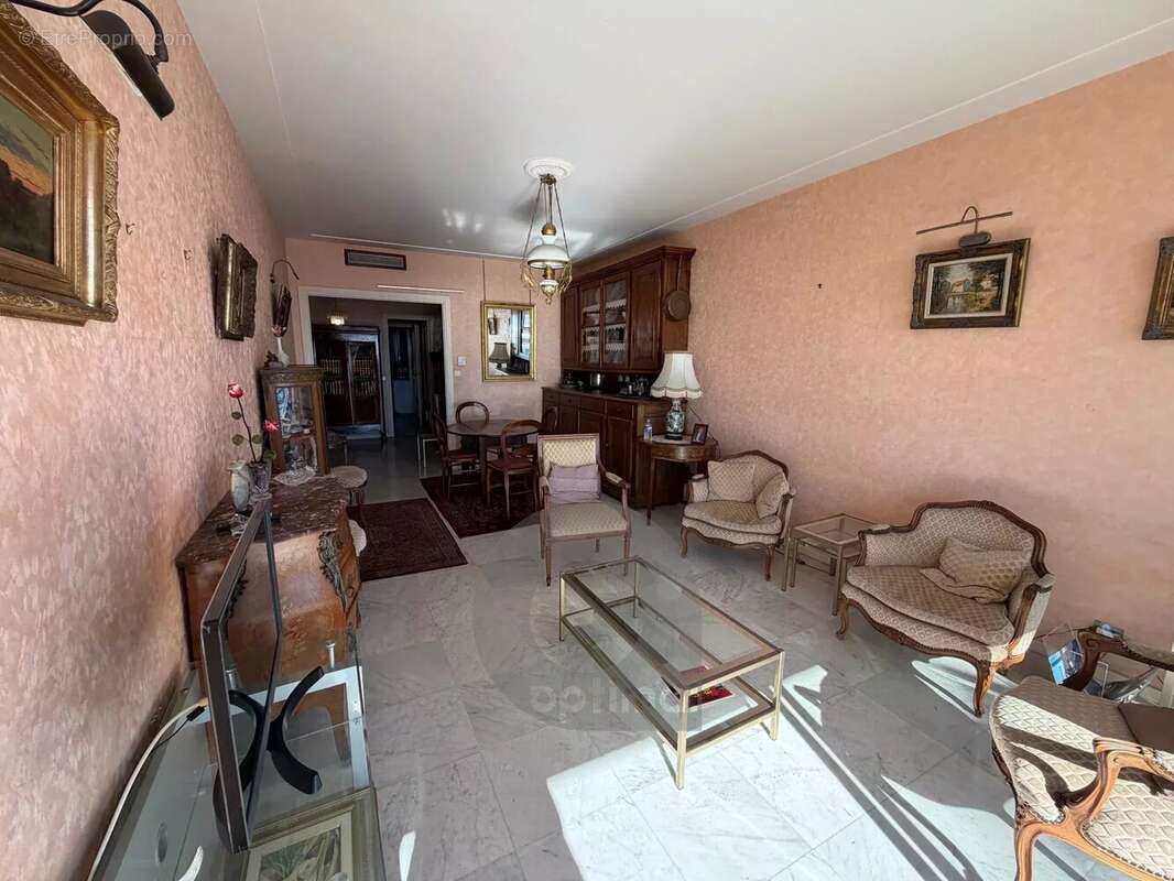 Appartement à MENTON