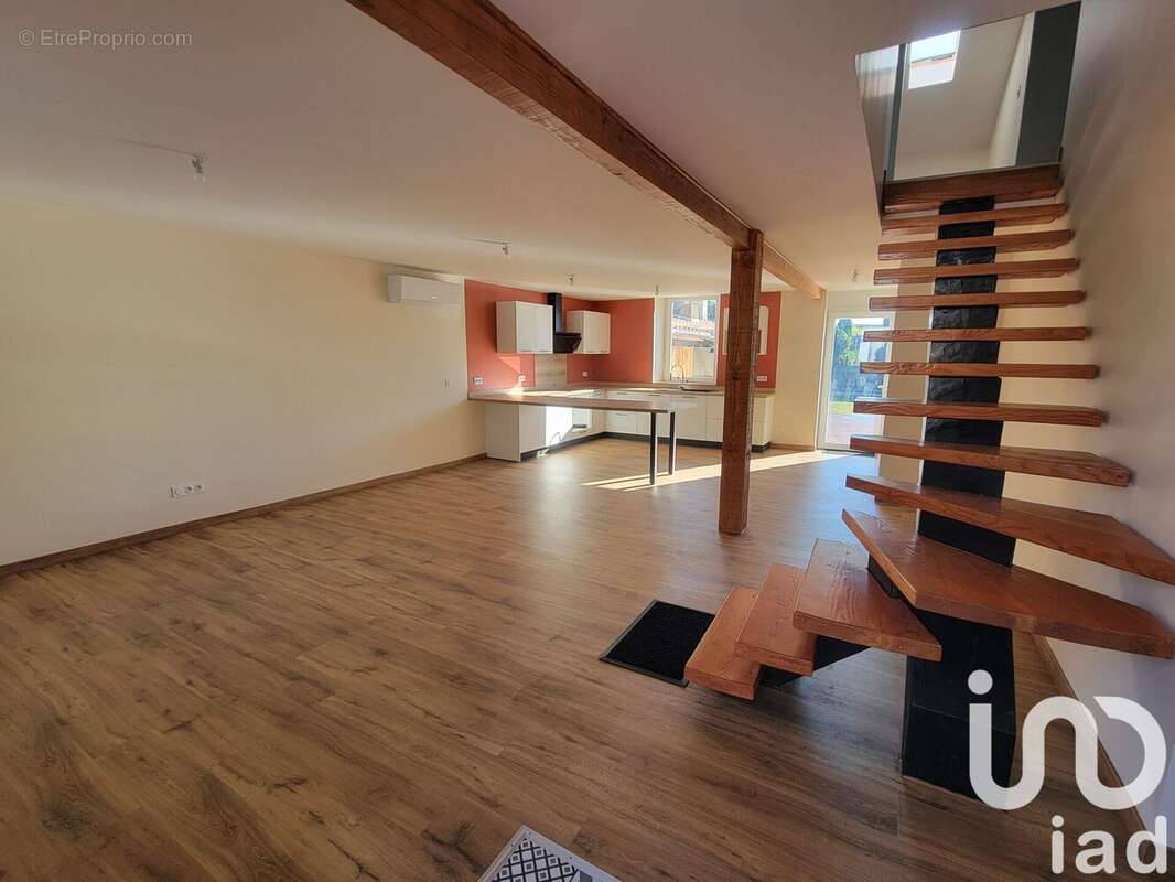 Maison 145 m² à Mazamet  - photo 4