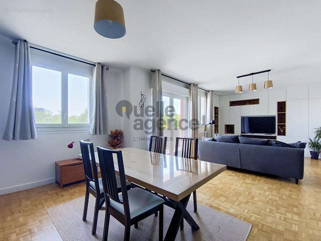 Clé en main : T4 rénové, balcon spacieux et parking privé - photo 5