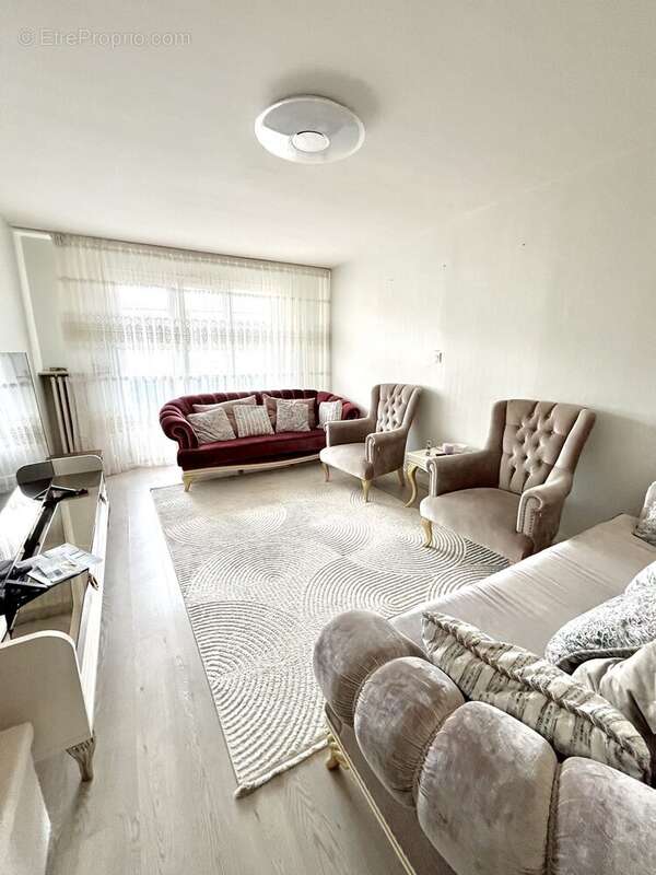 Appartement à LA RICAMARIE