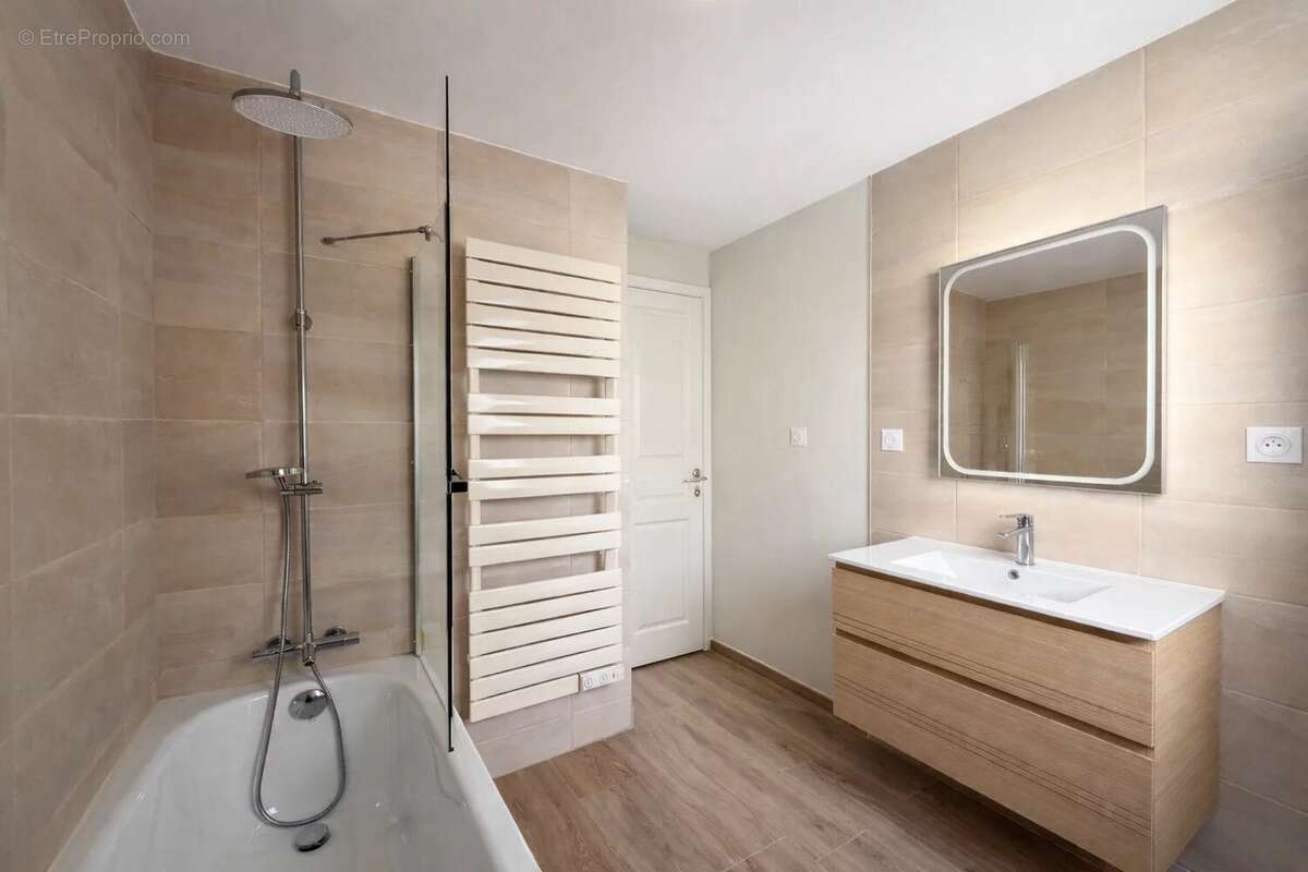 Maison à TOURNAN-EN-BRIE