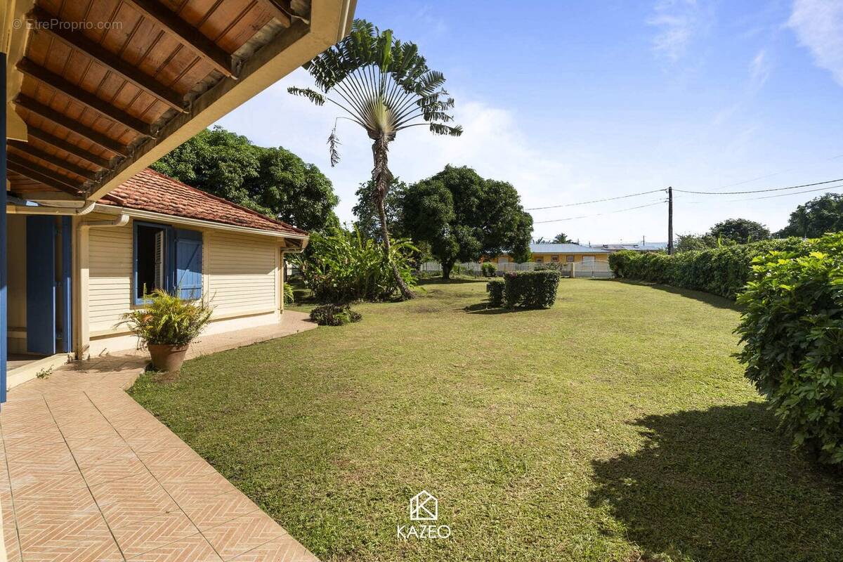 Maison à SAINT-JOSEPH