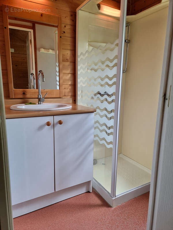 Maison à LISSAC-SUR-COUZE