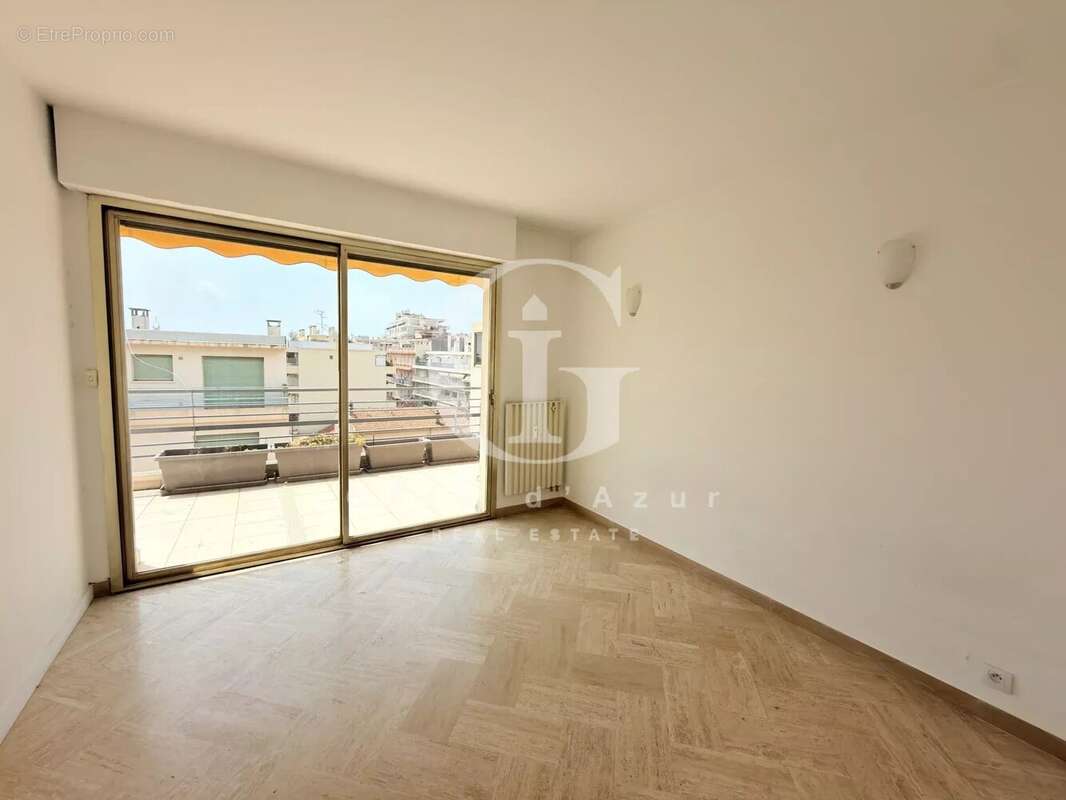 Appartement 112 m² à Cannes  - photo 8