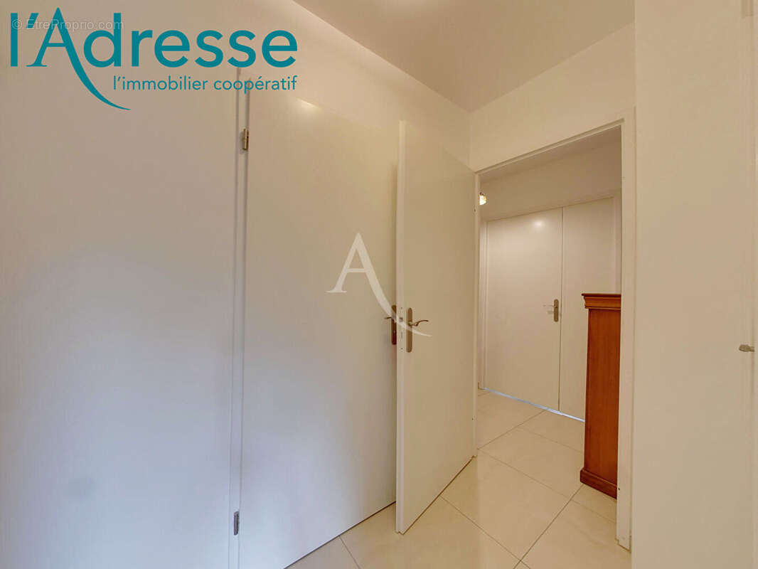 Appartement à EMERAINVILLE