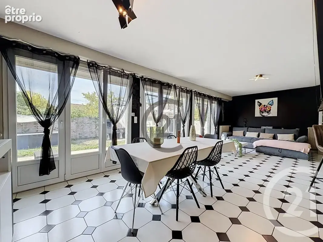 Maison 6 pièces 104 m² à vendre à Saint-Andre-Les-Vergers (10120) - photo 6