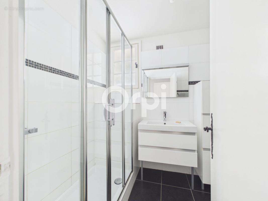 Maison à MANDELIEU-LA-NAPOULE