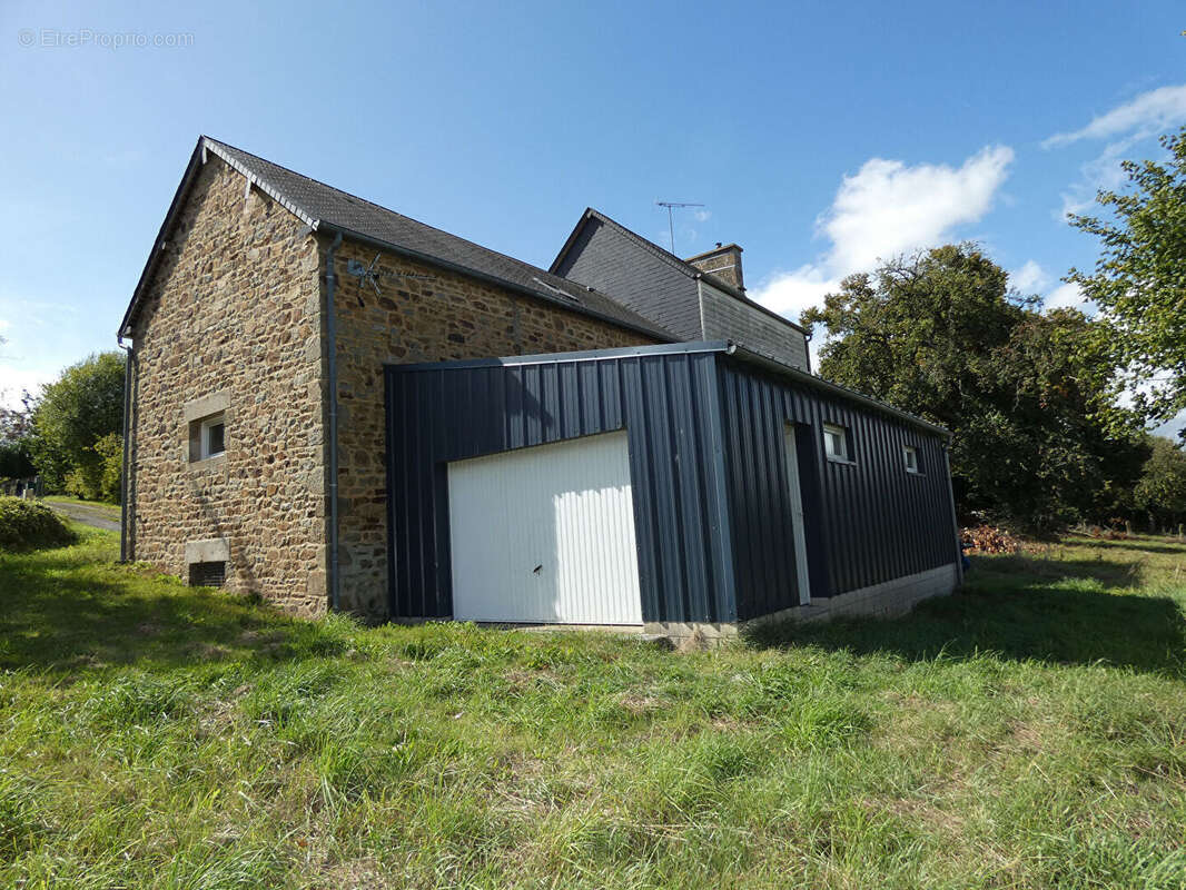 Maison à LE TEILLEUL