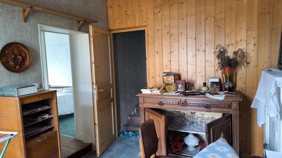 Maison 125 m² à Lozay  - photo 3
