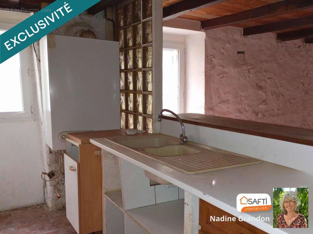 Maison 109 m² à Touverac  - photo 5