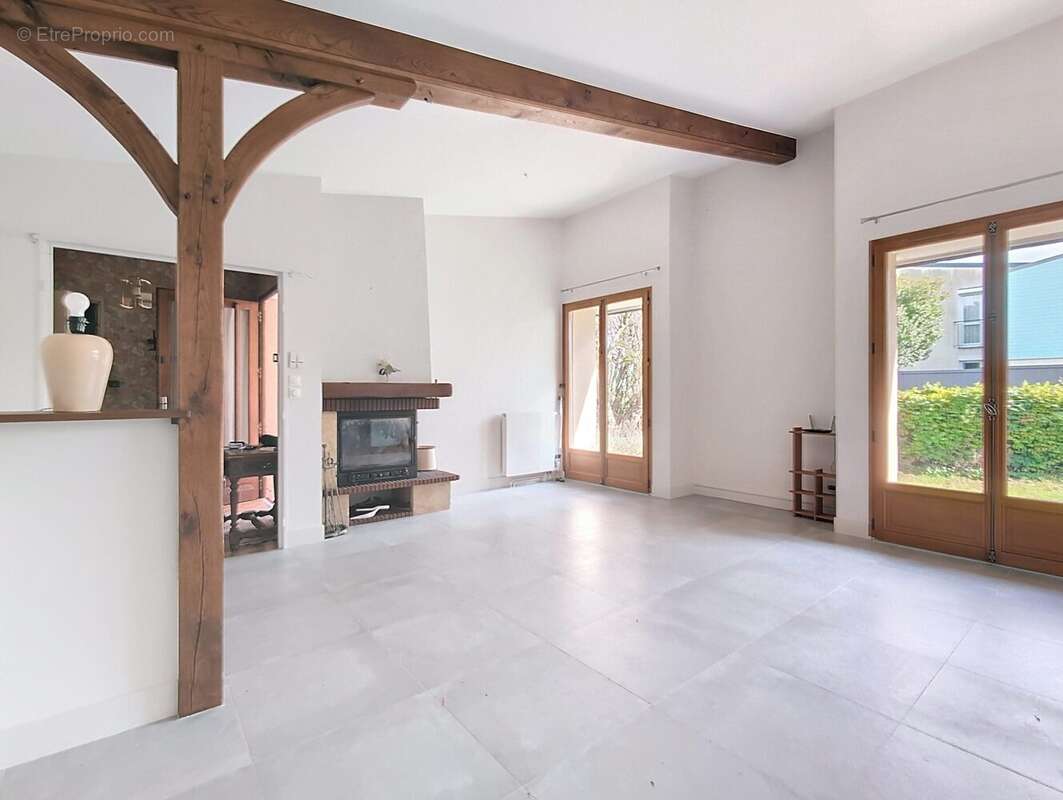Maison à SAINT-GERVAIS-LA-FORET