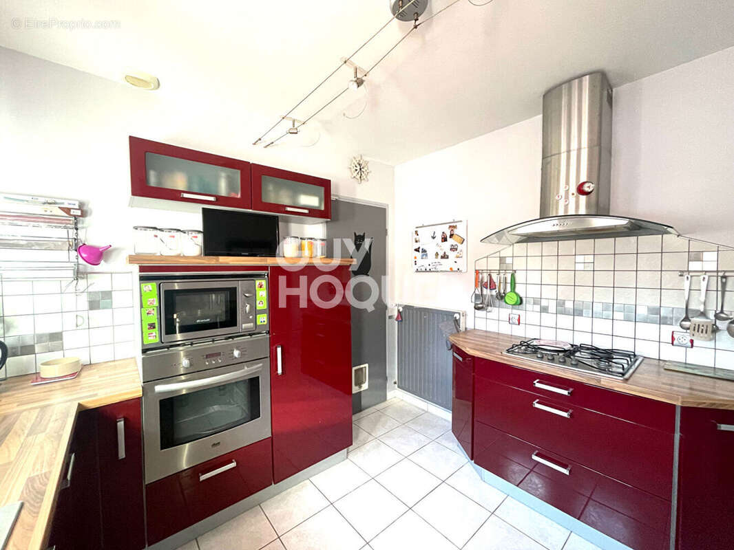 Maison T4 de 93 m²  hab. avec piscine - photo 3