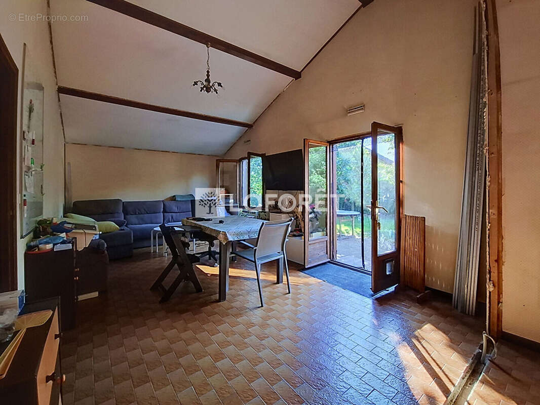 Maison Valgelon-la Rochette 3 pièce(s) 70 m2 - photo 6