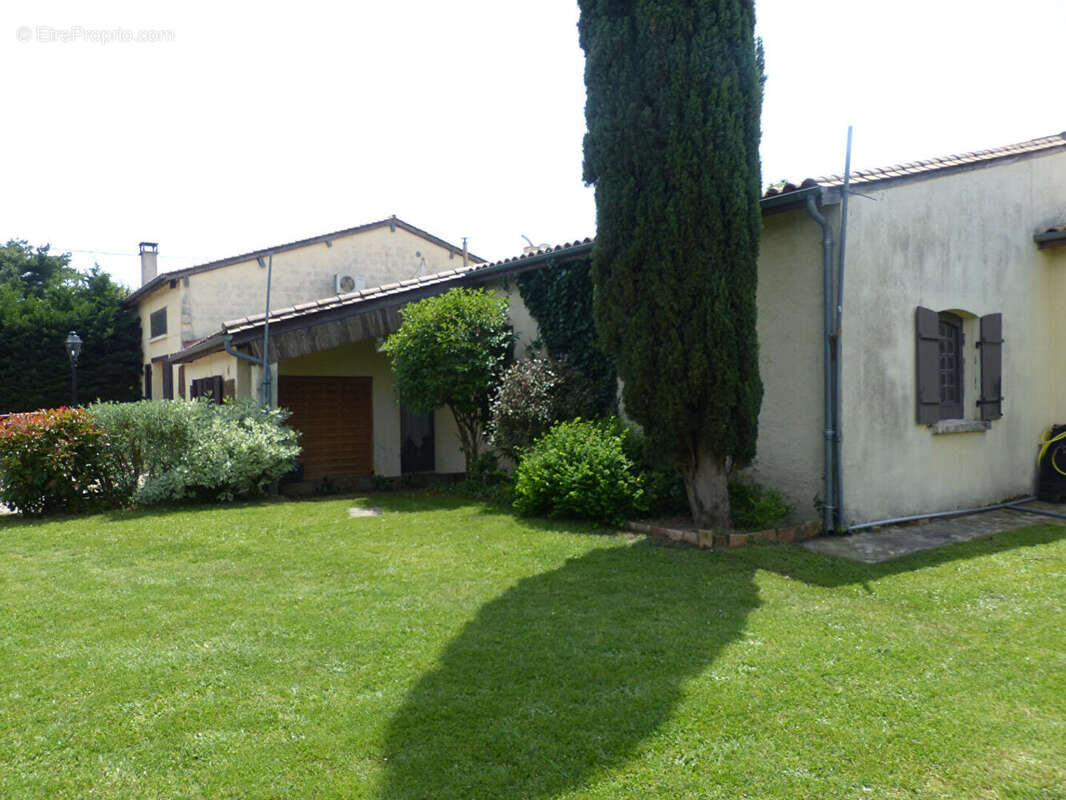 ensemble immobilier à MENESPLET - photo 15